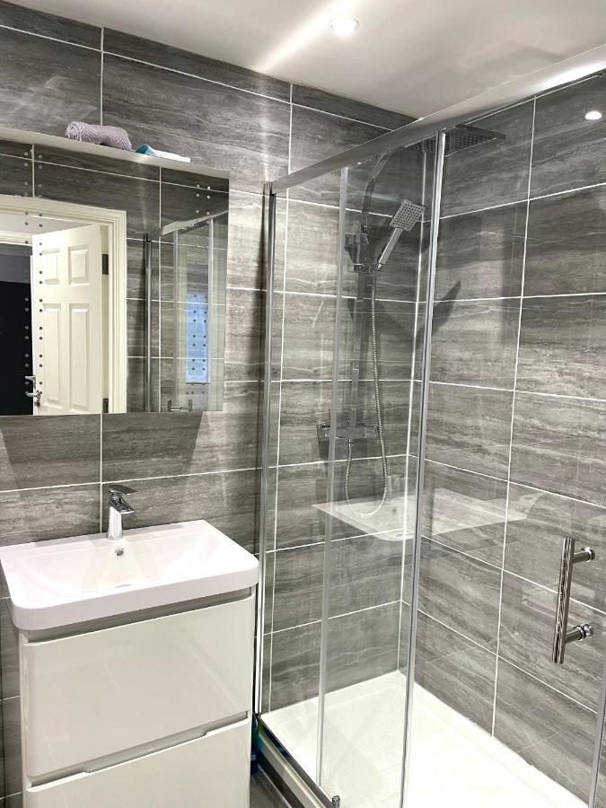 Lovely 1 Bed Apartment, 15Mins From Central London Exterior photo